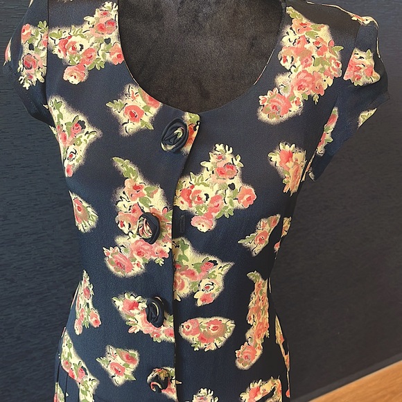 Like New Donna Rico Size 2 Dress - Picture 2 of 5